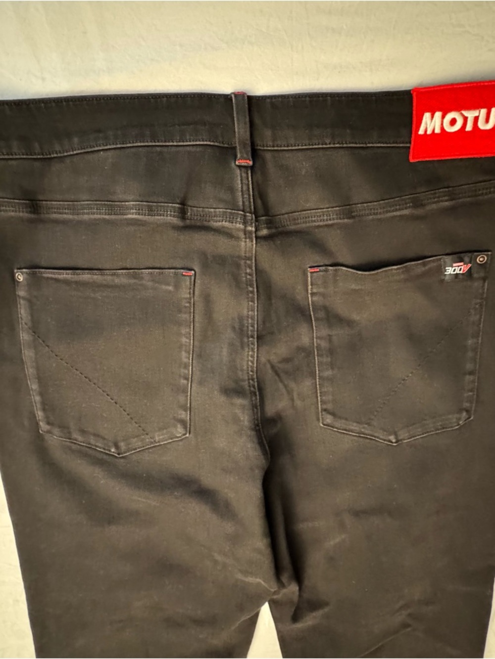 MOTUL Men’s 300V Biker Jeans Size 2XL Ester Core spandex cotton Motorcycle